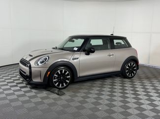 Used 2023 MINI Cooper S video 1