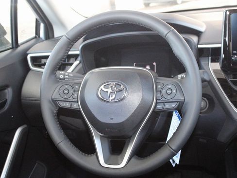 New 2026 Toyota Corolla Cross LE image 28