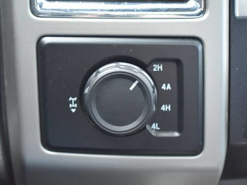 Used 2015 Ford F150 Lariat w/ Equipment Group 502A Luxury AWD/4WD image 28