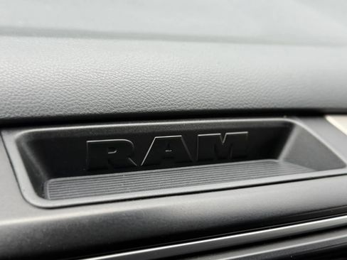 Used 2018 RAM 1500 Big Horn AWD/4WD image 25