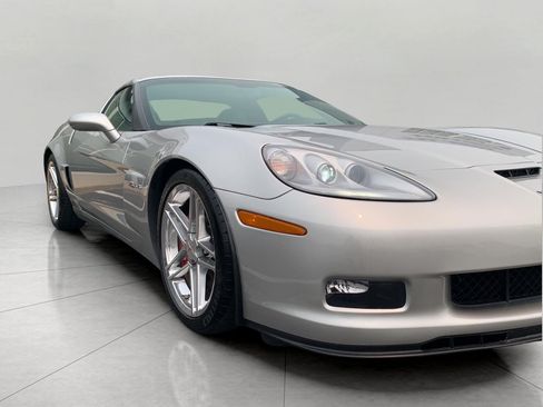 Used 2008 Chevrolet Corvette Z06 w/ Preferred Equipment Group RWD image 33