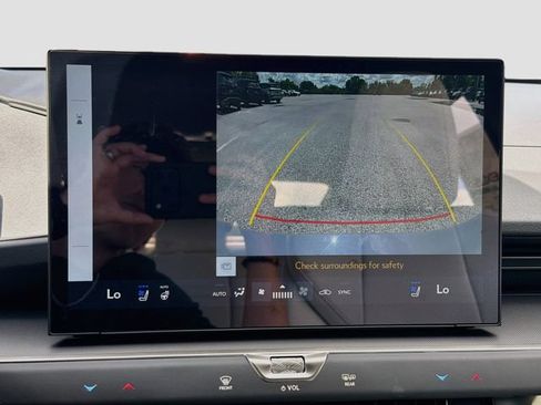 New 2026 Lexus ES 350e w/ Convenience Package FWD image 33