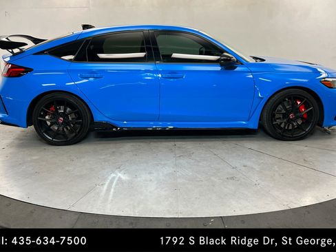 Used 2025 Honda Civic Type R image 6
