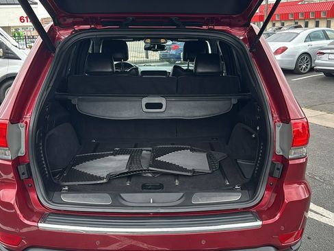 Used 2015 Jeep Grand Cherokee Limited w/ Trailer Tow Group IV AWD/4WD image 15