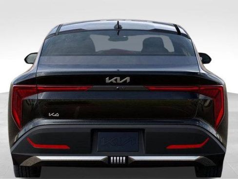 New 2025 Kia K4 LXS image 13