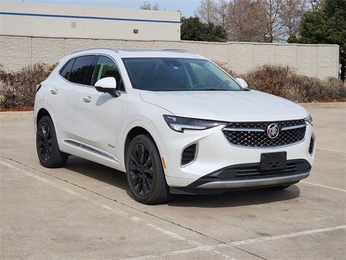 Used 2023 Buick Envision Avenir image 3