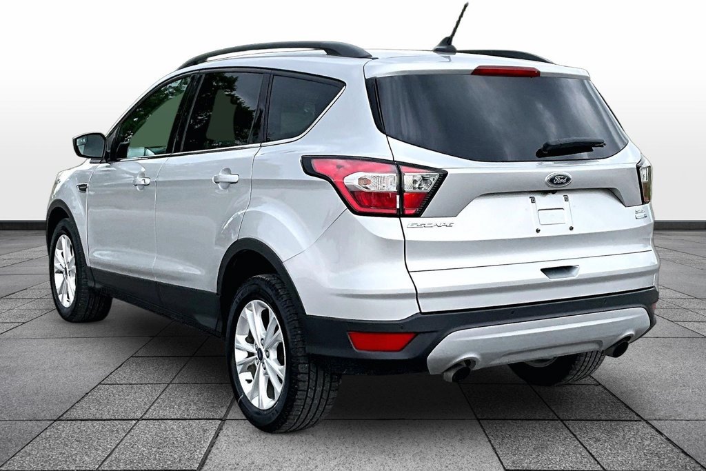 Used 2018 Ford Escape SEL AWD/4WD image 10