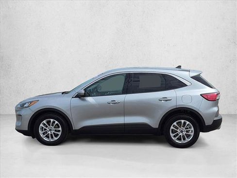Used 2021 Ford Escape SE w/ Convenience Package FWD image 9