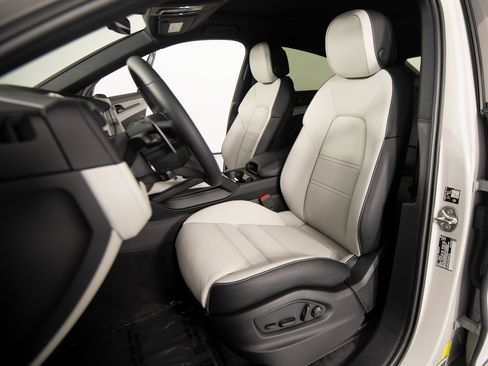 New 2026 Porsche Cayenne S image 31