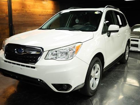 Used 2016 Subaru Forester 2.5i Premium image 2