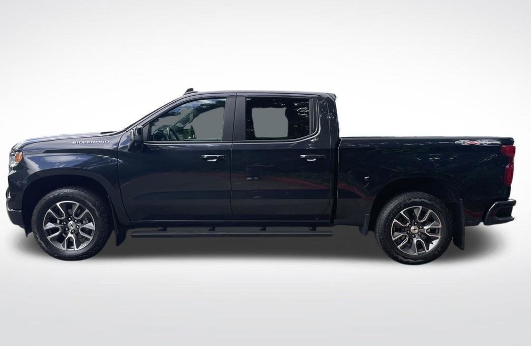 Used 2024 Chevrolet Silverado 1500 RST AWD/4WD image 6
