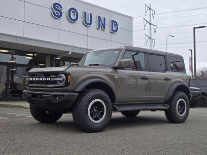 New 2026 Ford Bronco Outer Banks w/ Sasquatch Package