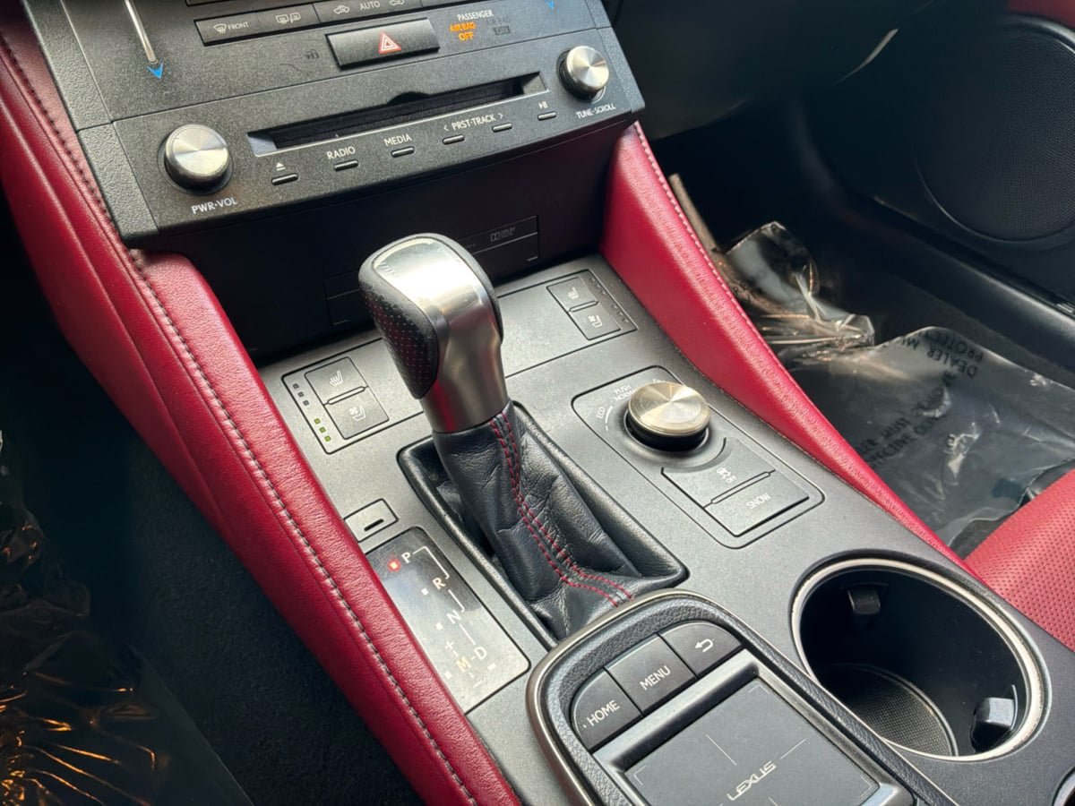 Used 2017 Lexus RC 200t F Sport RWD image 17