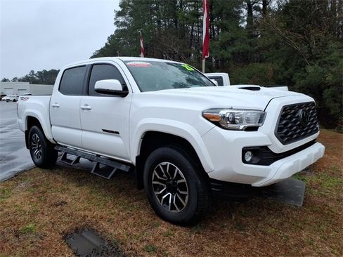 Used 2023 Toyota Tacoma TRD Sport image 1