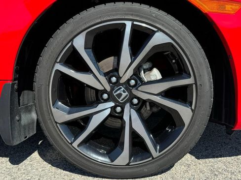 Used 2019 Honda Civic Sport image 12