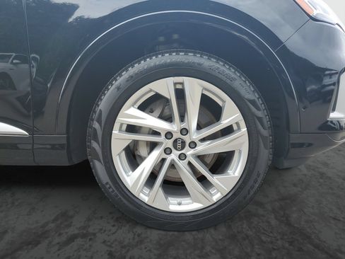 Used 2022 Audi Q7 2.0T Premium w/ Convenience Package AWD/4WD image 6