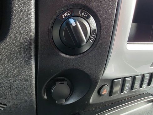 Used 2014 Nissan Titan PRO-4X image 18