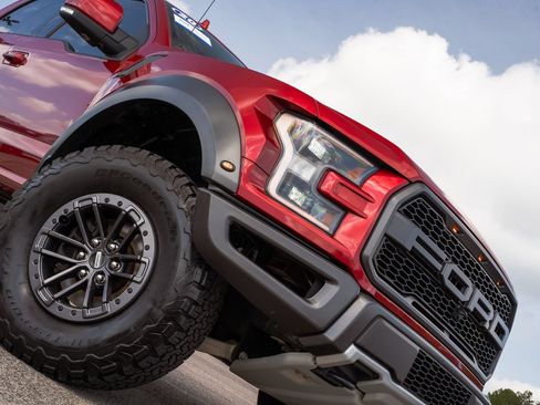 Certified 2020 Ford F150 Raptor w/ Equipment Group 802A Luxury AWD/4WD image 18