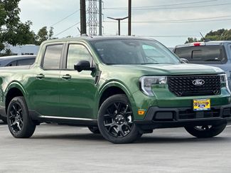 New 2025 Ford Maverick Lariat w/ Black Appearance Package video 2