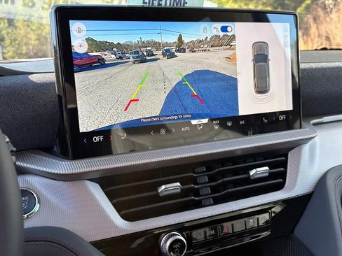 New 2026 Ford Explorer Active w/ Active Comfort Package image 8