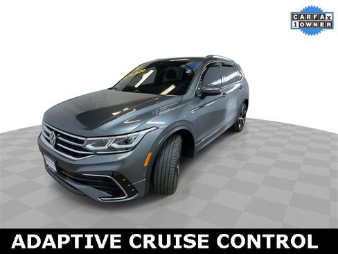 Used 2024 Volkswagen Tiguan SEL R-Line image 4