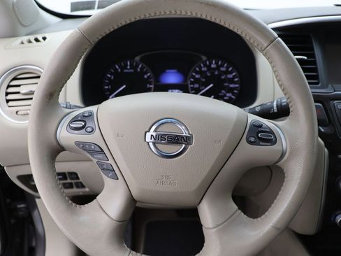 Used 2015 Nissan Pathfinder SL w/ SL Premium Package image 21