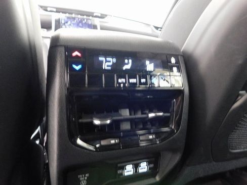 Used 2022 Jeep Grand Cherokee L Laredo image 38