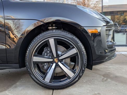 New 2026 Porsche Macan image 11