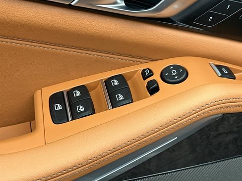 Used 2026 BMW X5 xDrive40i w/ M Sport Package image 13