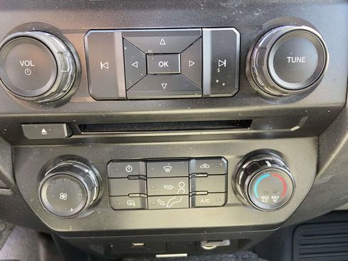 Used 2018 Ford F250 XL w/ Power Equipment Group image 22