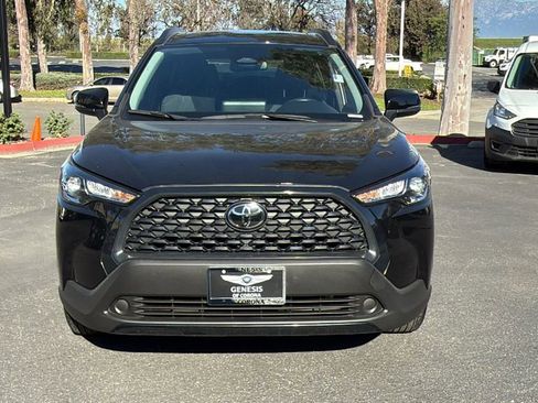 Used 2023 Toyota Corolla Cross LE image 8