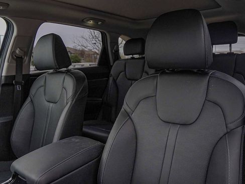 Certified 2025 Kia Sorento SX image 11