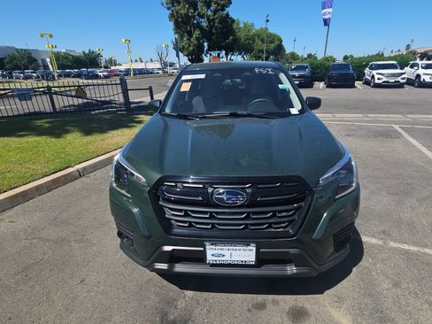 Used 2023 Subaru Forester AWD/4WD image 4