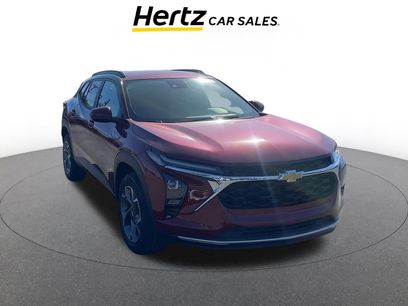 Used 2025 Chevrolet Trax LT