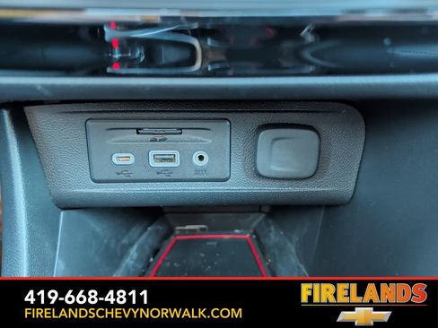 Certified 2020 Buick Encore GX Essence w/ Experience Buick Package image 31