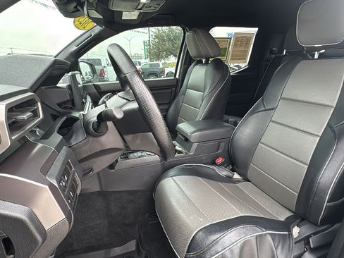 Used 2025 Toyota Tacoma SR5 image 13