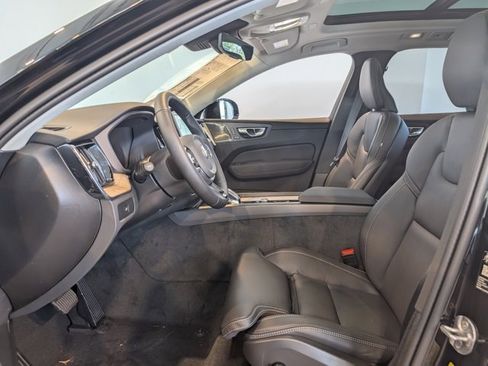 New 2026 Volvo XC60 B5 Ultra w/ Protection Package Premier image 10