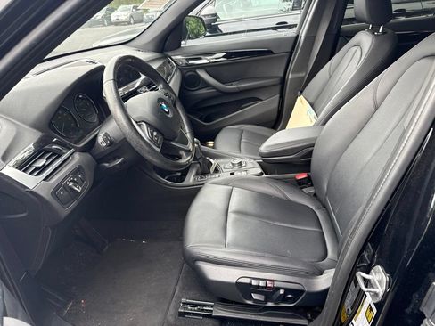 Used 2019 BMW X1 xDrive28i w/ Convenience Package AWD/4WD image 5