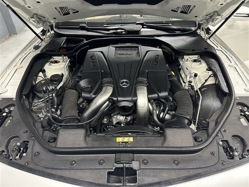 Used 2014 Mercedes-Benz SL 550 image 24