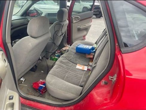 Used 2004 Chevrolet Impala w/ Preferred Equipment Group image 9