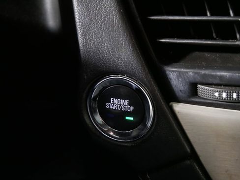 Used 2020 GMC Yukon Denali w/ Denali Ultimate Package image 28