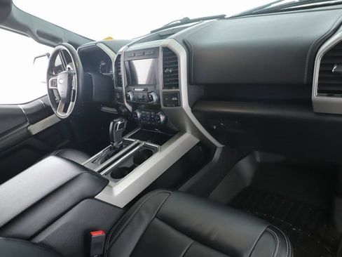 Used 2020 Ford F150 Lariat w/ Equipment Group 502A Luxury image 34