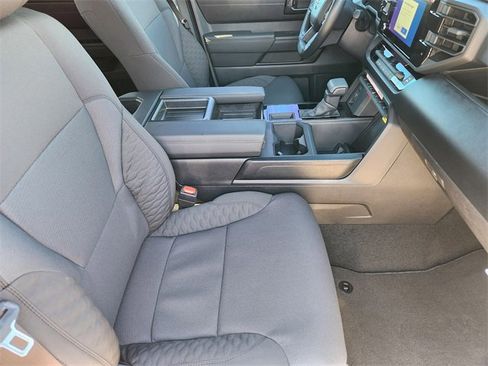 New 2026 Toyota Tundra SR image 10