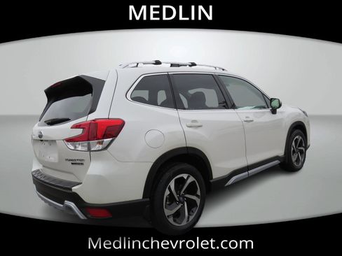 Used 2022 Subaru Forester Touring w/ Popular Package #2 image 8