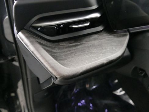 Certified 2025 Audi Q5 2.0T Premium Plus w/ Premium Plus image 15