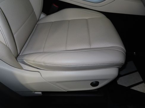 Used 2022 Mercedes-Benz GLE 350 image 37