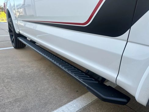 Used 2019 Ford F150 XLT w/ Equipment Group 302A Luxury AWD/4WD image 12