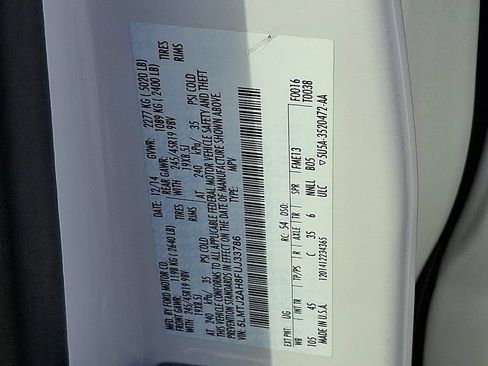 Used 2015 Lincoln MKC AWD w/ Equipment Group 102A Reserve image 26