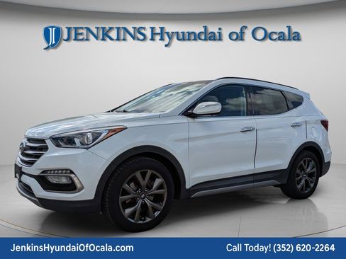 Used 2017 Hyundai Santa Fe Sport image 8