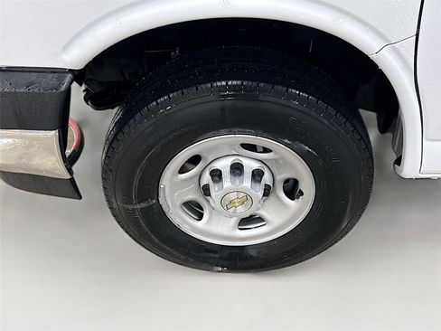 New 2026 Chevrolet Express 2500 w/ Driver Convenience Package image 19